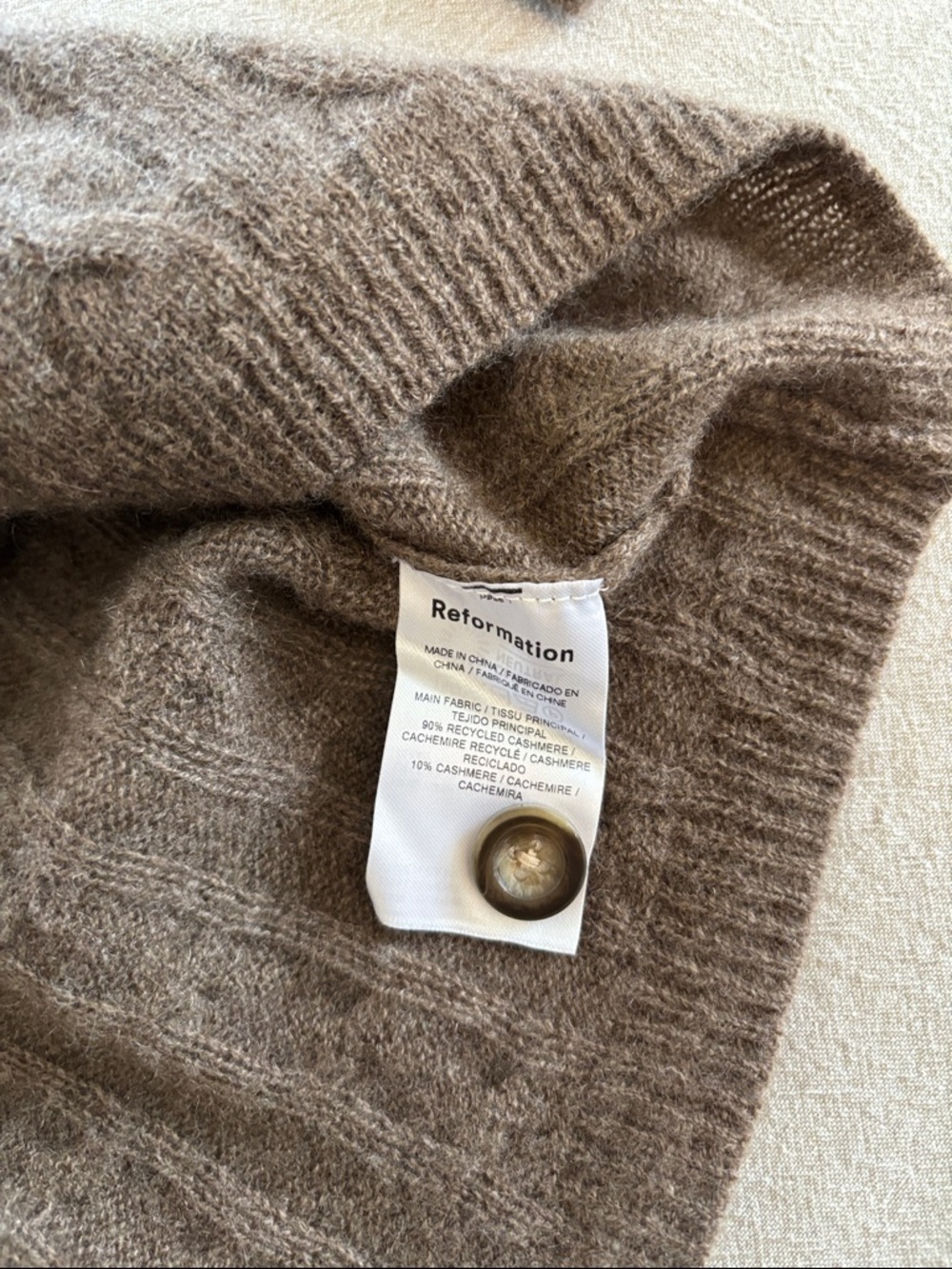Reformation sweater - Picture 4 of 8